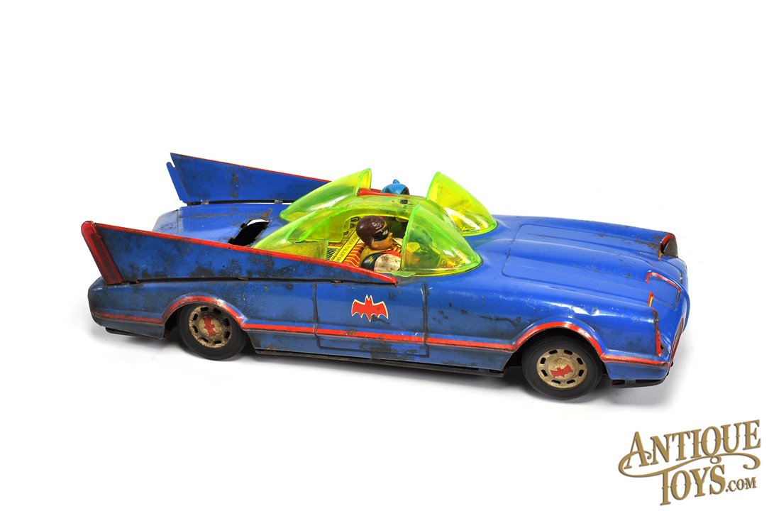 ASC Aoshin ca. 1972 Tin Lithographed Battery Operated Batmobile for Sale -   - Antique Toys for Sale